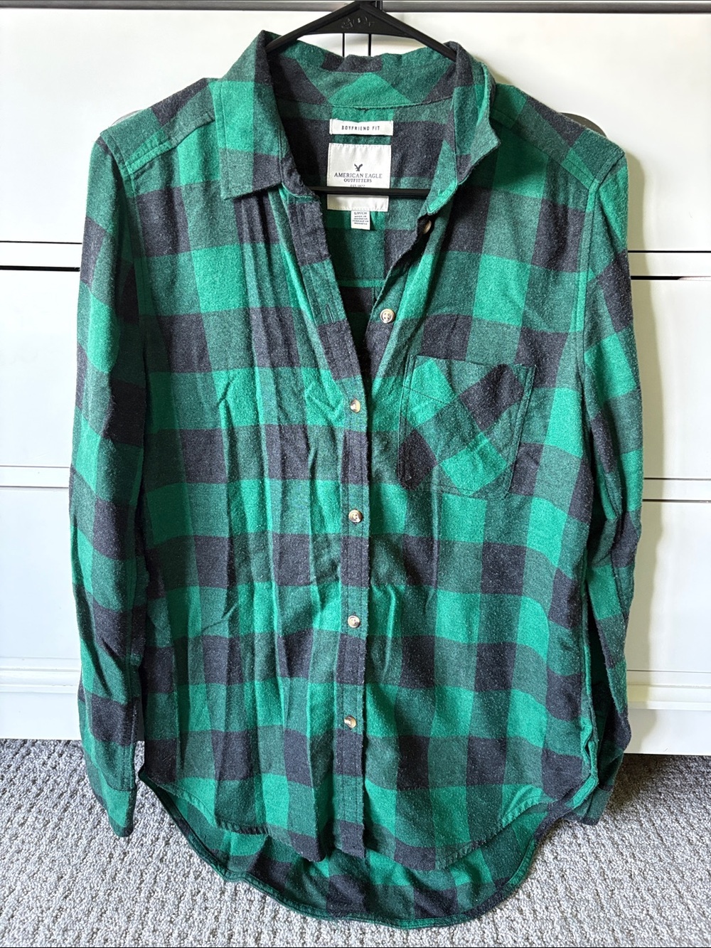 American Eagle Outfitters Green and Black Buffalo Plaid Button-Down Shirt